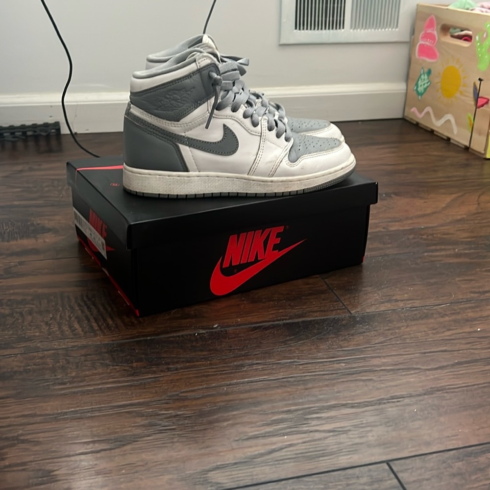 Boys Nike Jordan retro 1 high